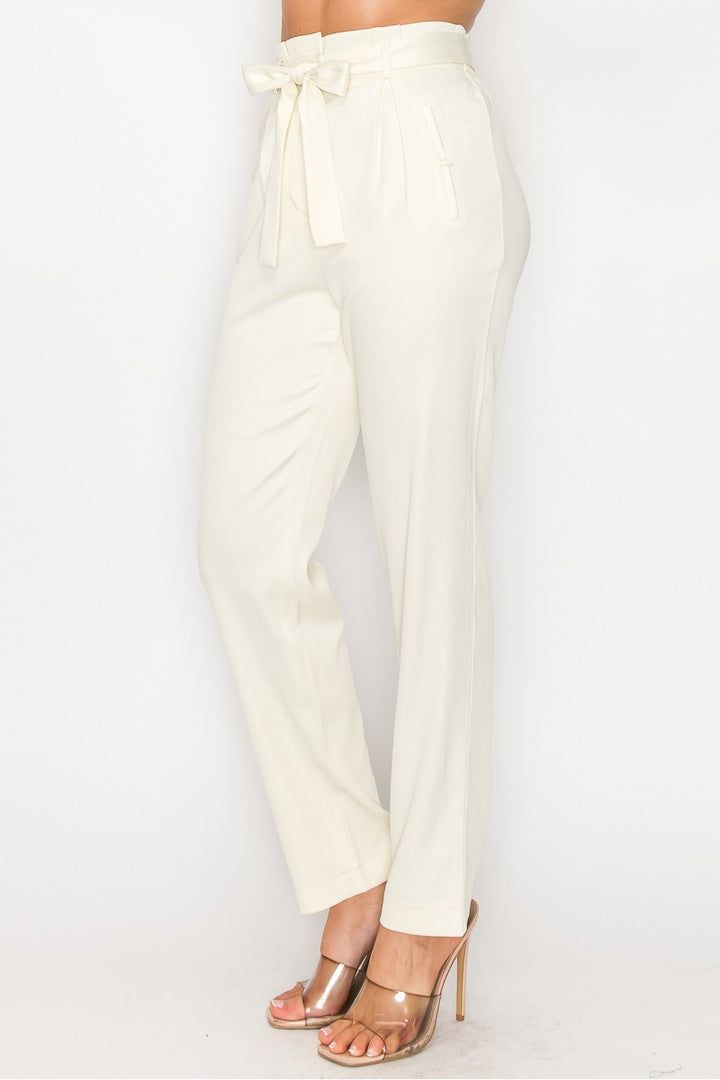 High-rise Belted Paperbag Pants - Nil-Chi